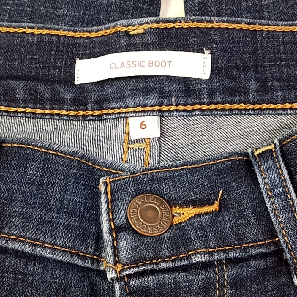Levi's Classic Boot Mid-Rise Blue Jeans Size 6M - Picture 9 of 16